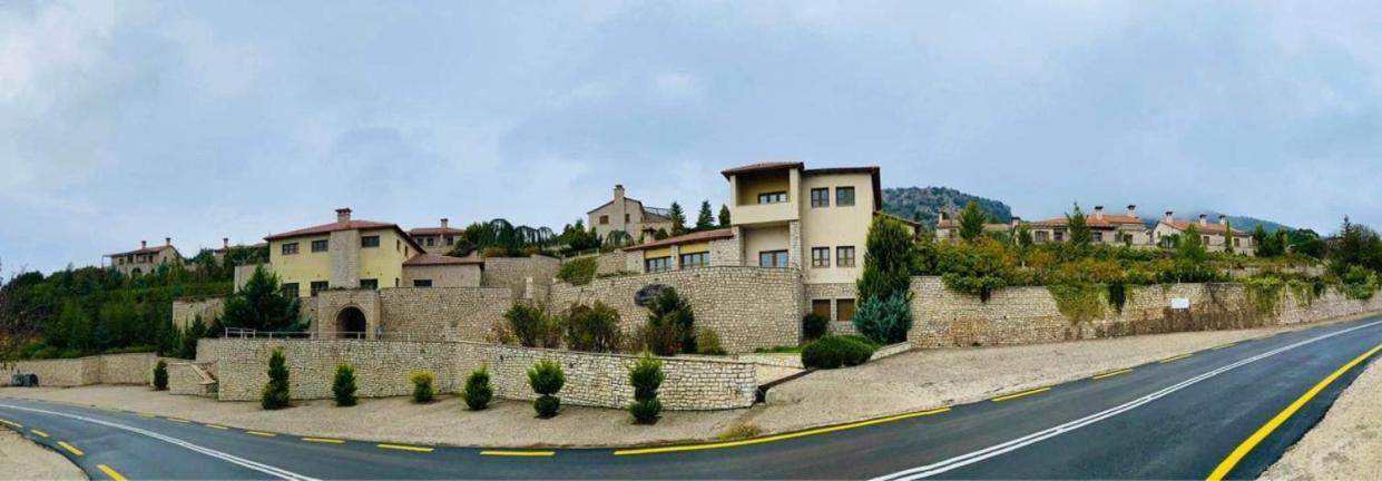 Καστρο Πετρινα Σαλε Καλαβρυτα Villa Kalavryta Esterno foto