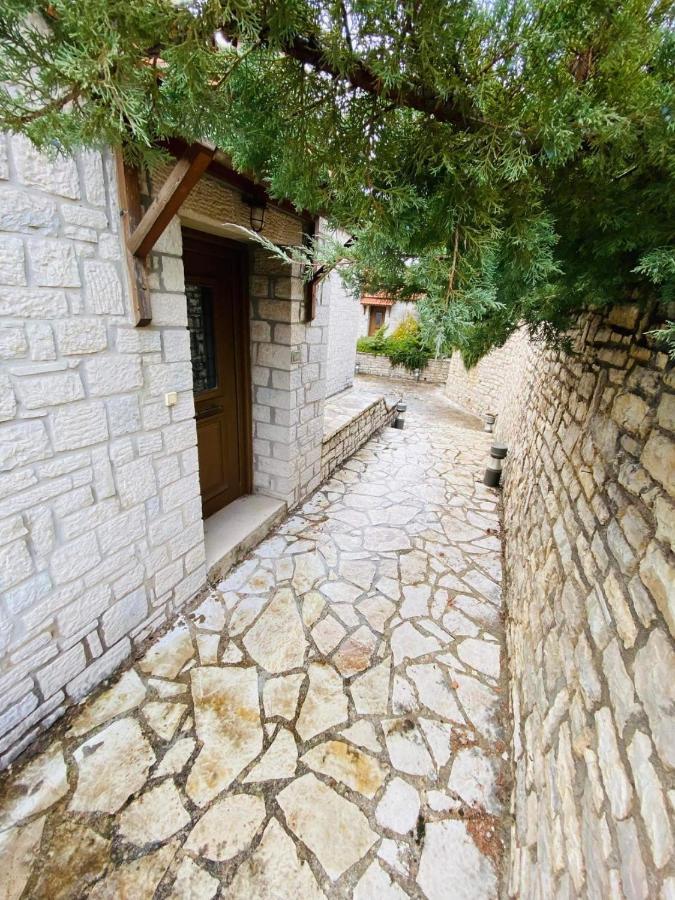 Καστρο Πετρινα Σαλε Καλαβρυτα Villa Kalavryta Esterno foto